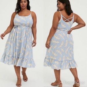 Torrid LIGHT BLUE FEATHER CHALLIS TIE MIDI DRESS Size 1